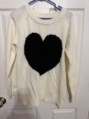 Cream Crewneck Sweater with Black Heart Graphic -